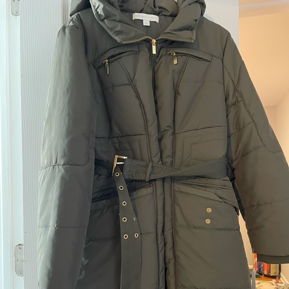 Brand new winter jacket from New York and company. Never worn.